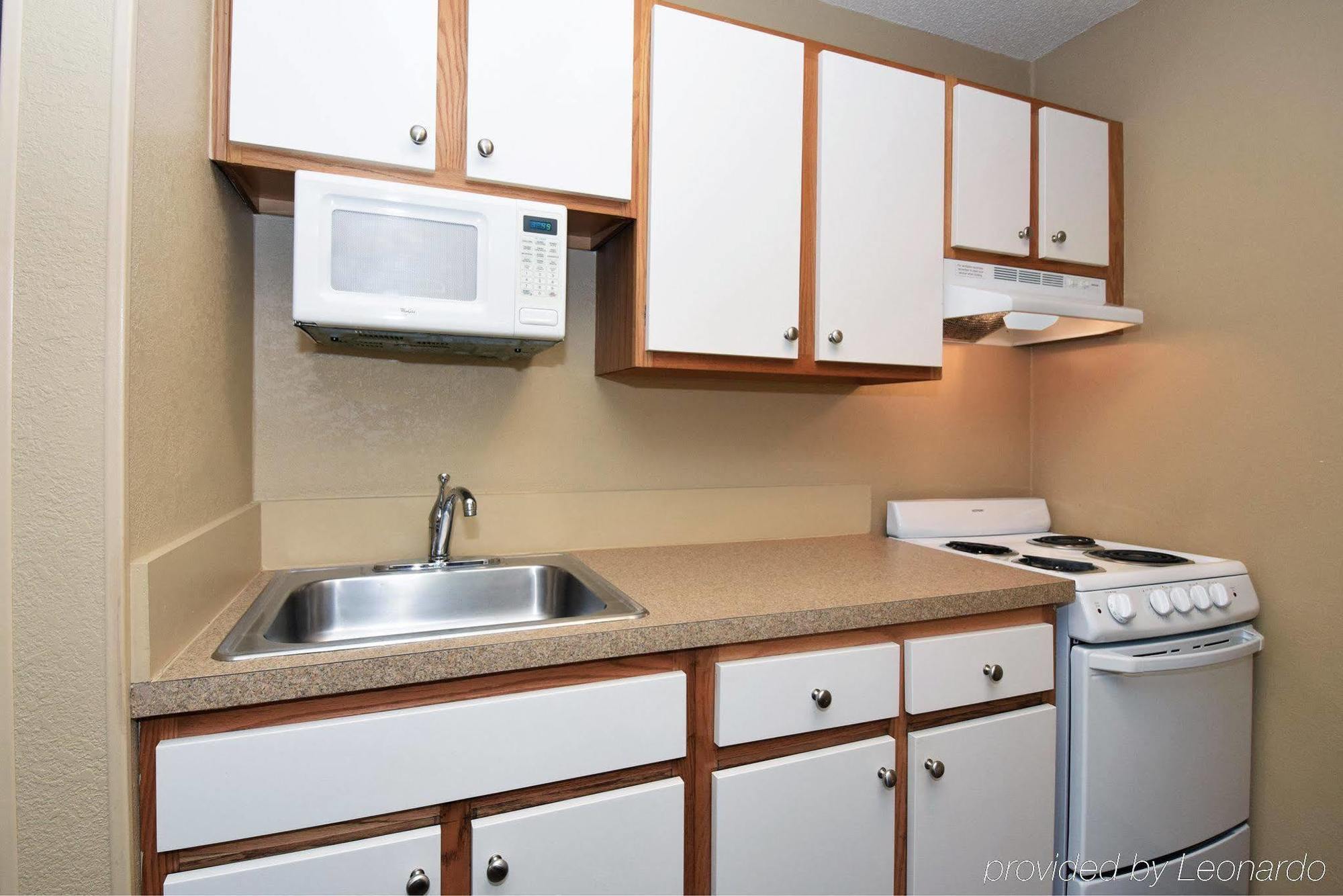 Extended Stay America Suites - San Antonio - Colonnade - Medical Екстериор снимка